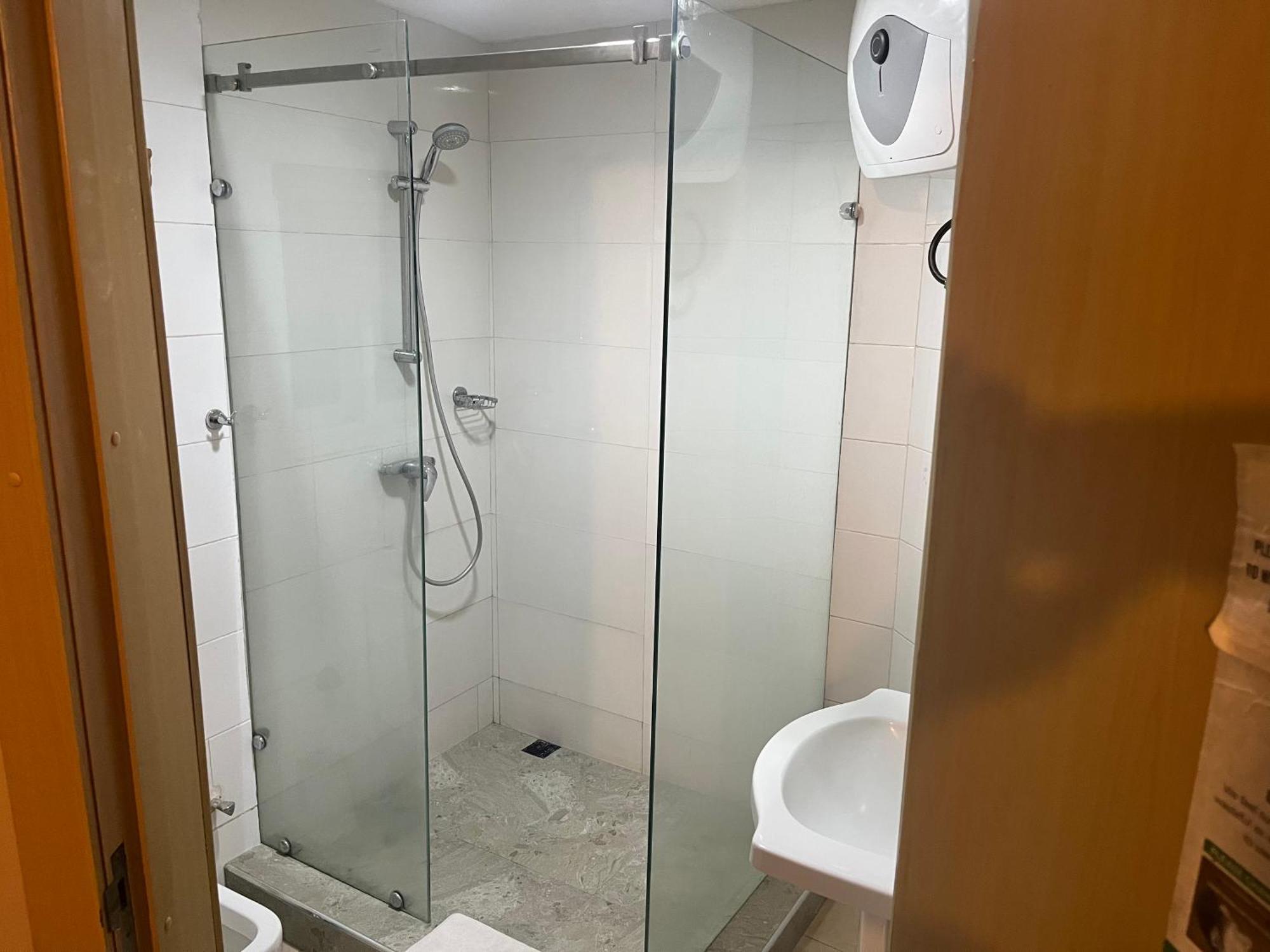 Adis Hotels איבאדן מראה חיצוני תמונה
