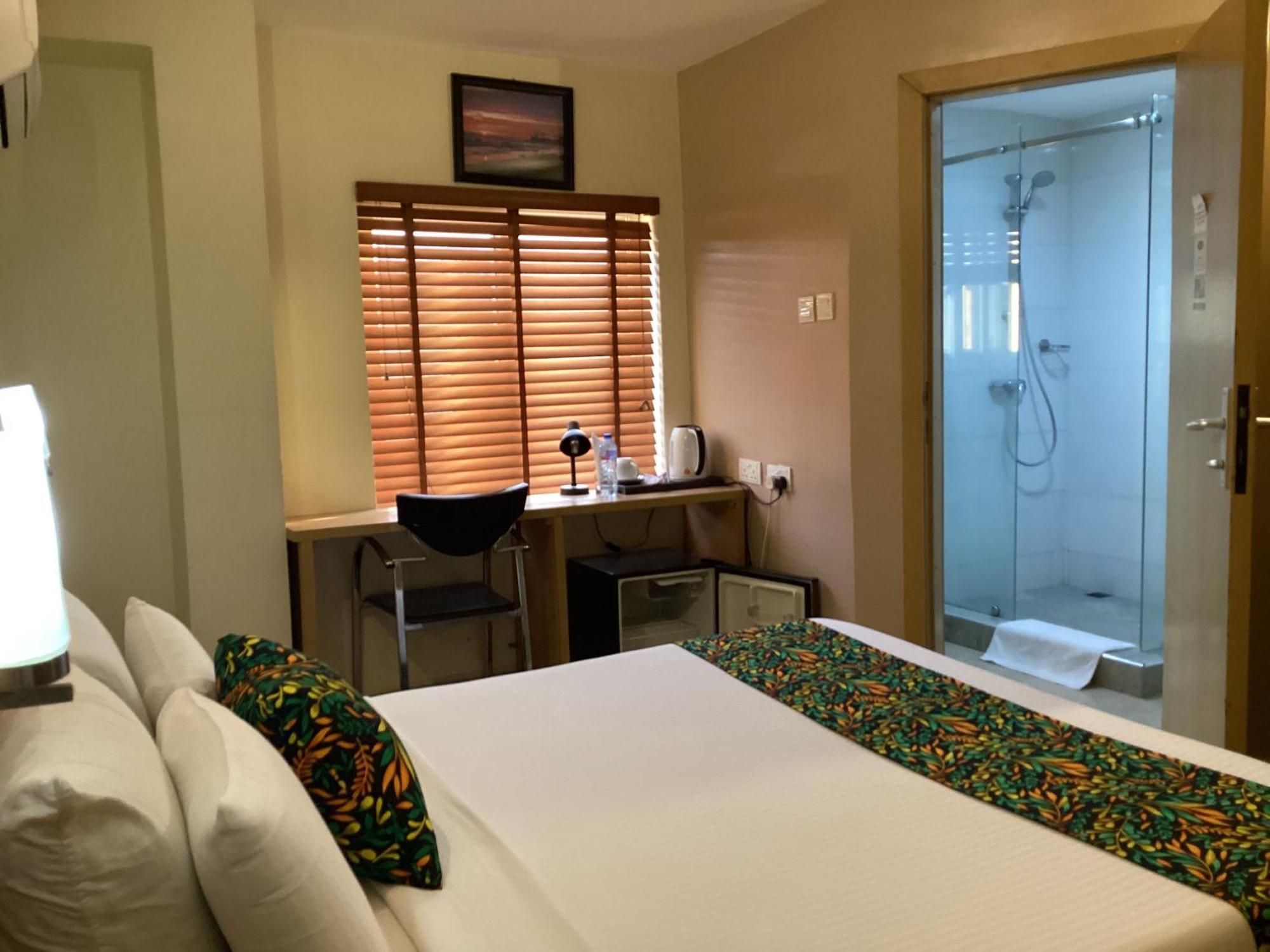 Adis Hotels איבאדן מראה חיצוני תמונה