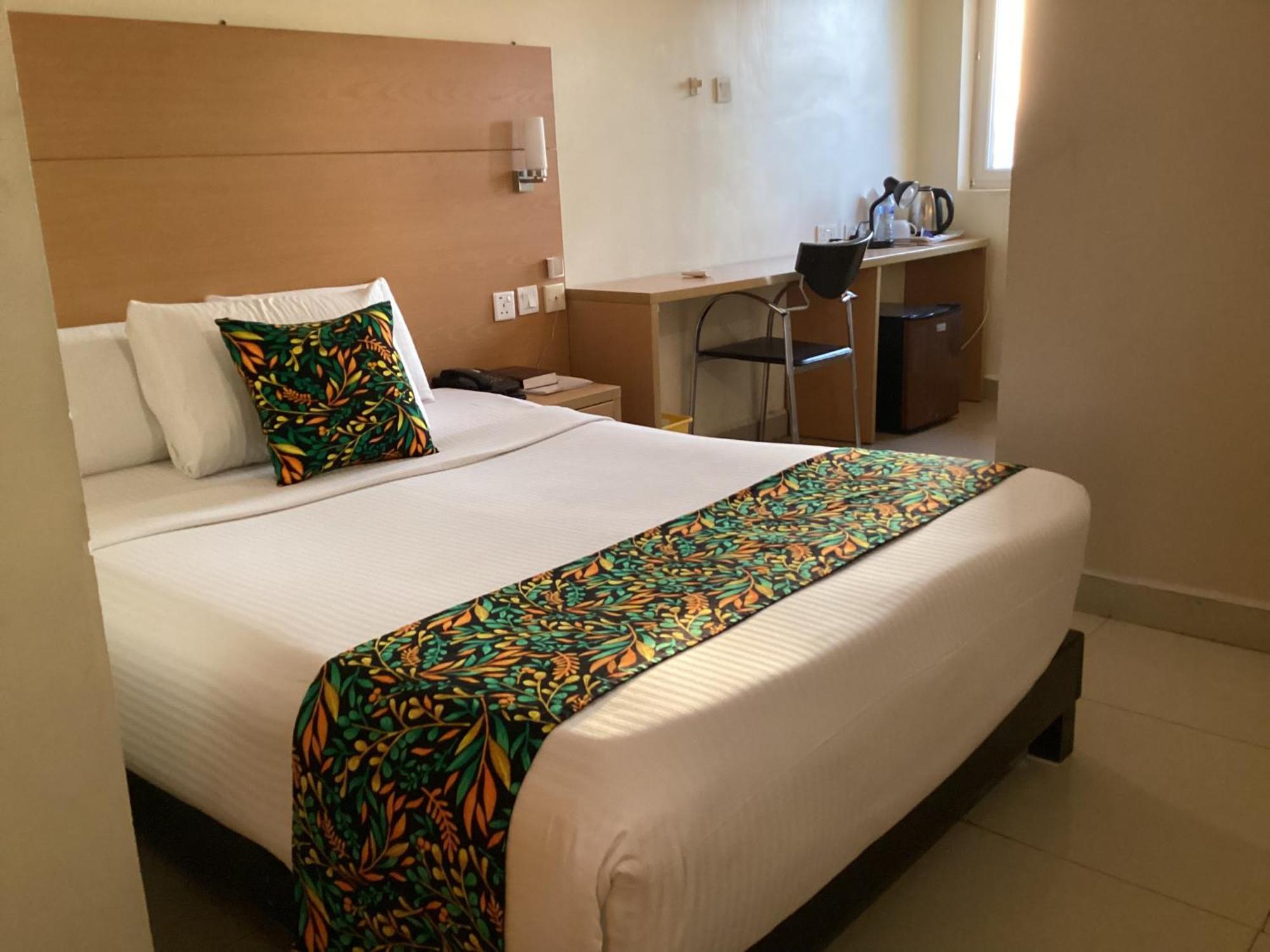 Adis Hotels איבאדן מראה חיצוני תמונה